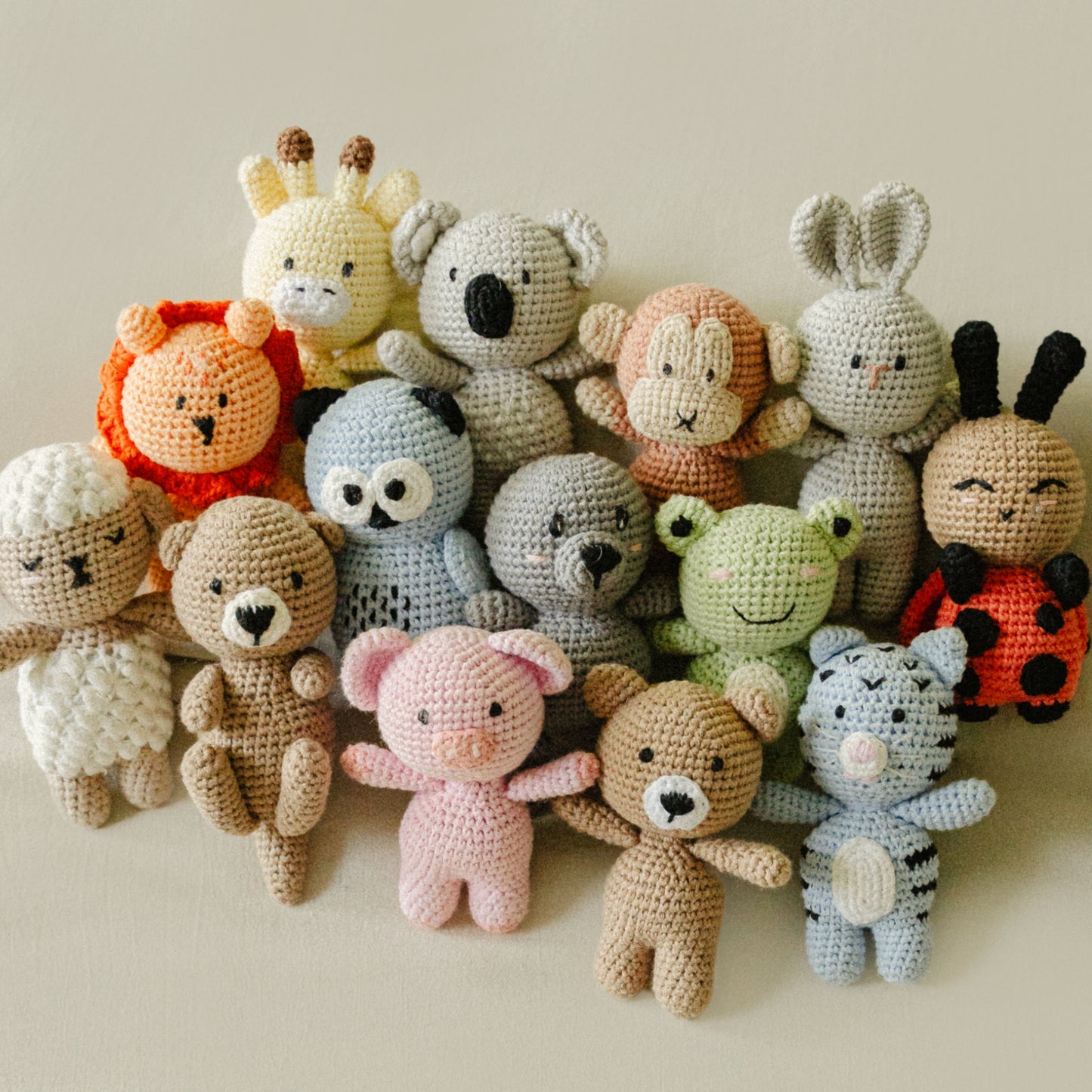 The Whole Bitsy Zoo - Collection of 14 *Includes Baskets
