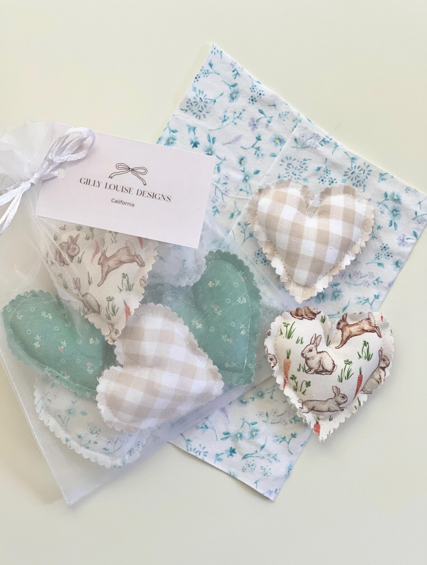 Cottage Gift Box with Easter Heart Tag - Fits 9+ Bitsies