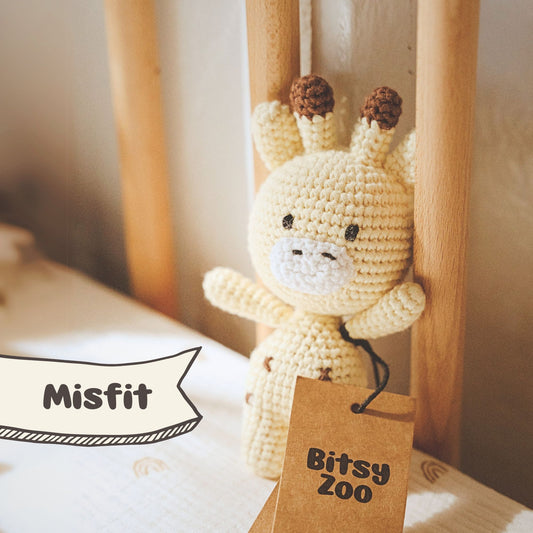 *Misfit* Laugh Giraffe - Bargain Bin Bitsy